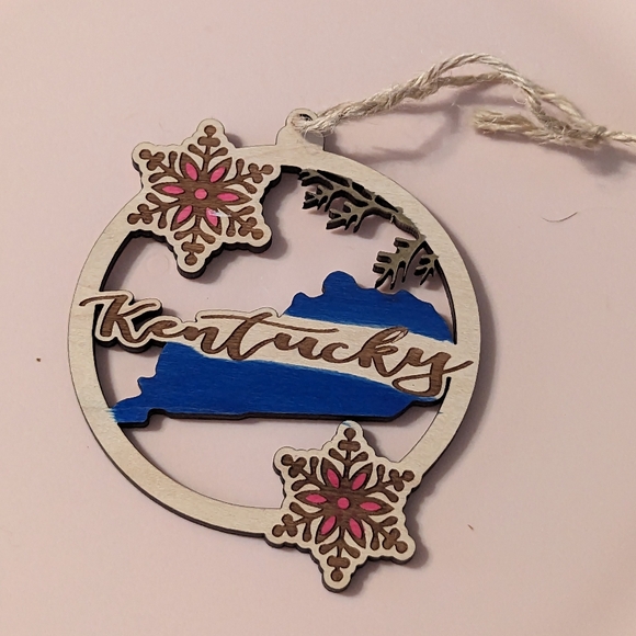 🎄Kentucky Christmas Ornament New! - Picture 1 of 3